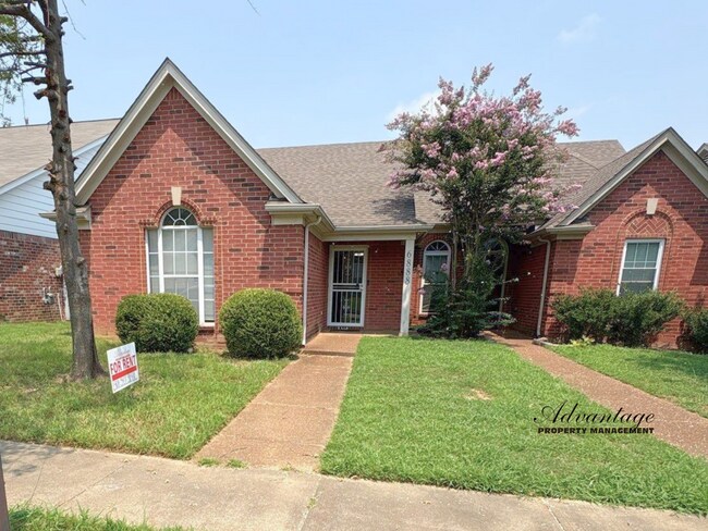 Building Photo - 6888 Wrigley Dr