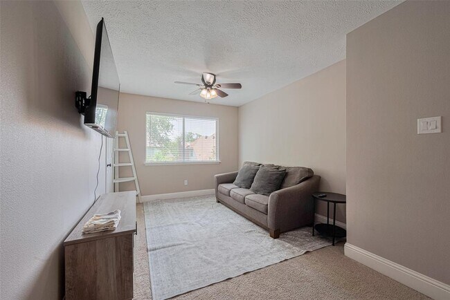 Building Photo - 5706 Georgetown Colony Dr