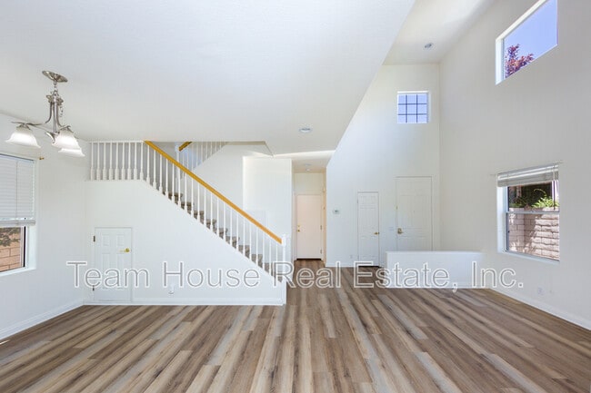 Building Photo - 25620 Wordsworth Ln