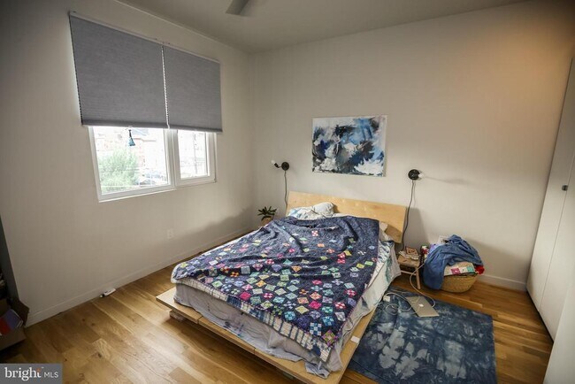 Building Photo - 2324 Memphis St