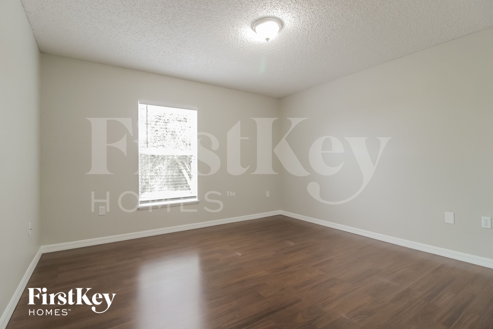 Building Photo - 2982 Bonkirk Dr