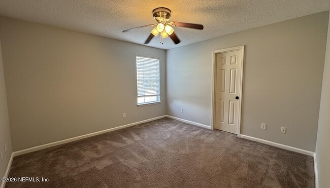 Building Photo - 771 Scrub Jay Dr