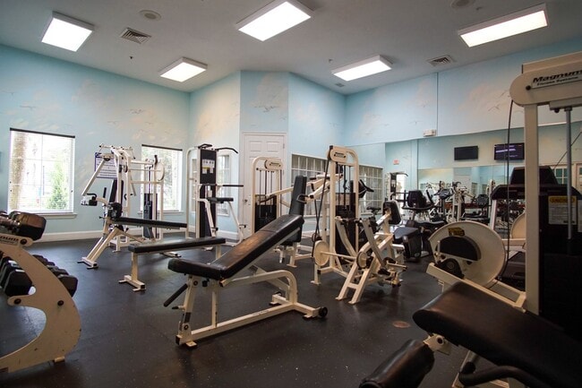 Building Photo - 1 bed Condo Ready to Move in in Kissimmee!!!