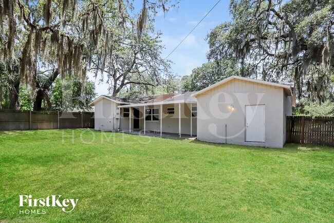 Building Photo - 6836 Elder Dr