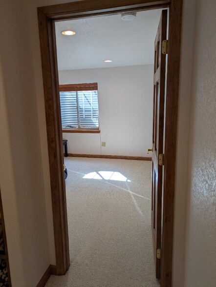 Building Photo - 11144 Navajo St