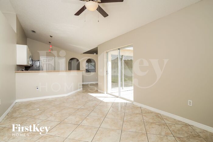Building Photo - 626 Elbridge Dr