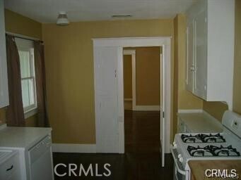 Building Photo - 4425 5th St