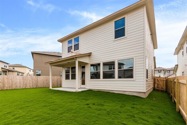 Building Photo - 2102 Crimson Rosella Trl