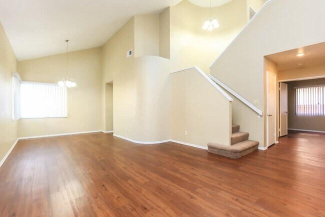 Building Photo - 10349 Beryl Ave