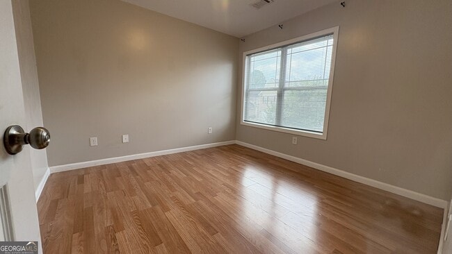 Building Photo - 1454 Persimmon Trce