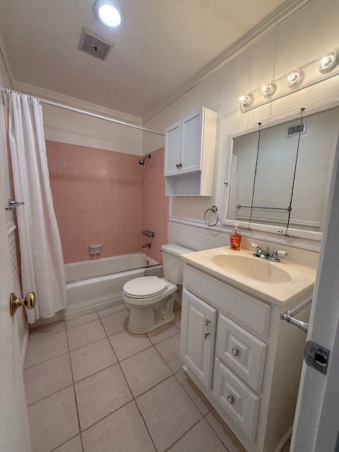 Building Photo - 336 J Ave