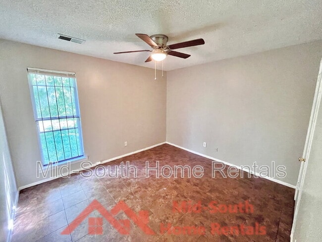 Building Photo - 4258 Briarberry Ln
