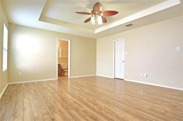 Building Photo - 1724 Honey Creek Ln