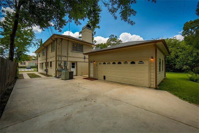 Building Photo - 11730 Denise Dr