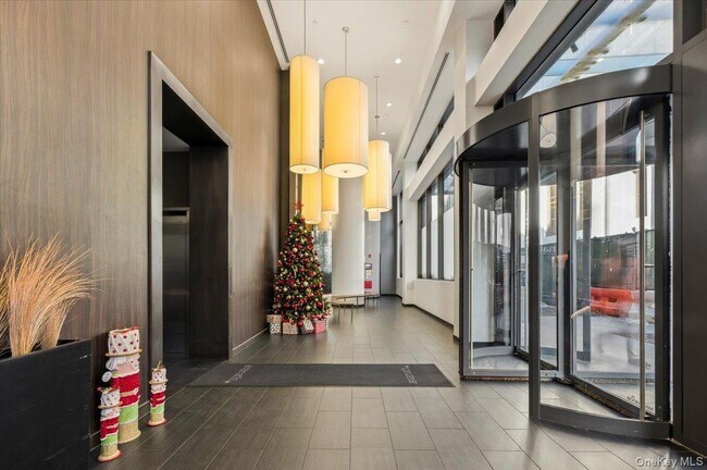 Building Photo - 7 DeKalb Ave