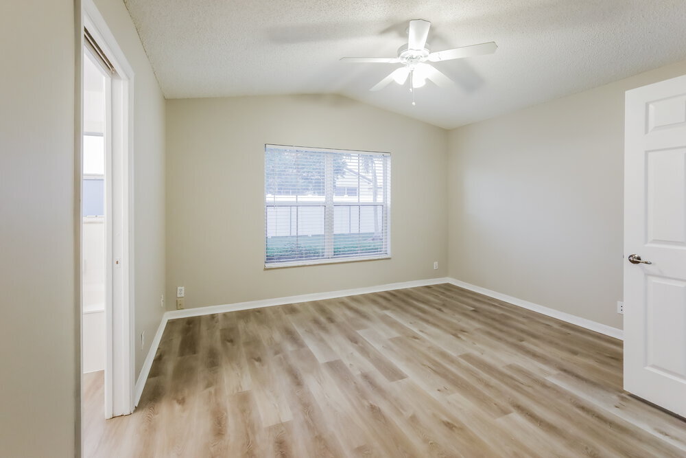 Building Photo - 16203 10th St