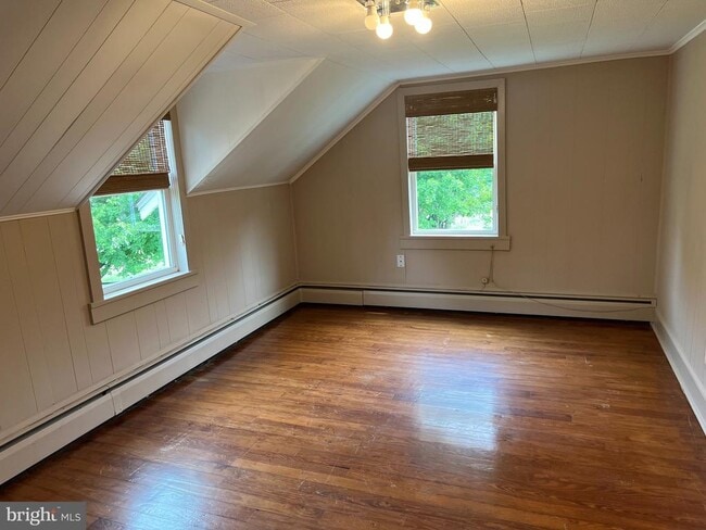 Building Photo - 5646 Merry Oaks Rd