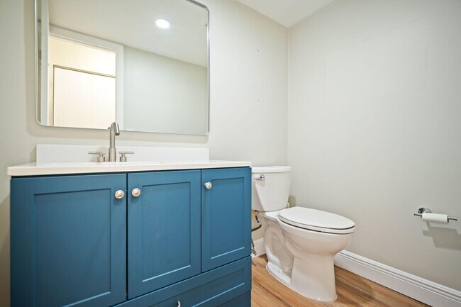 Building Photo - 2800 SW 87th Ave