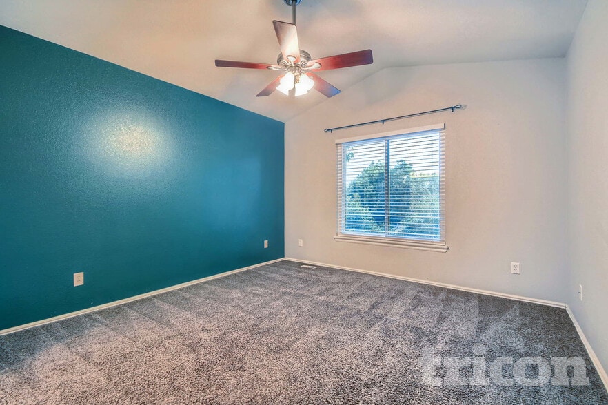 Building Photo - 8785 Katherine Ct