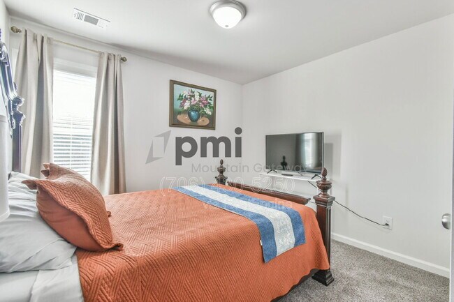 Building Photo - 6306 Pne Rdg Pt