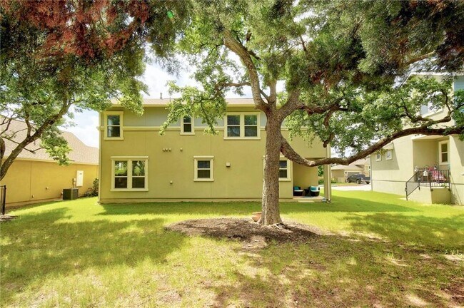 Building Photo - 710 Arrow Point Dr