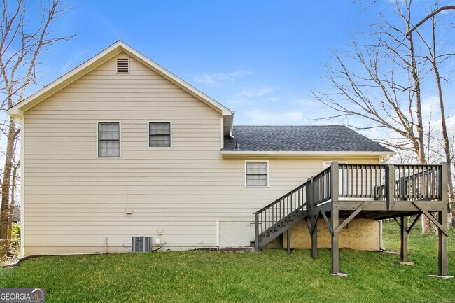 Building Photo - 585 Nottingham Dr