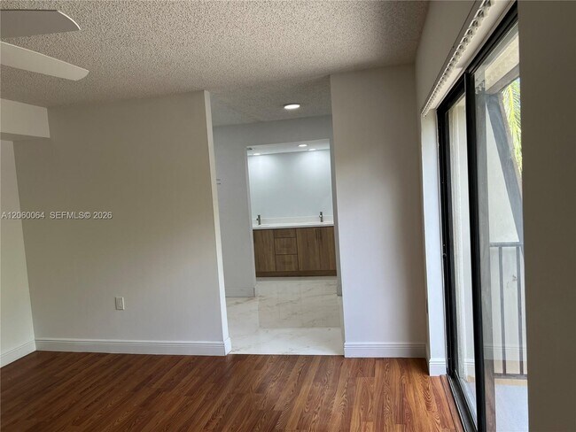 Building Photo - 9105A SW 19th Pl