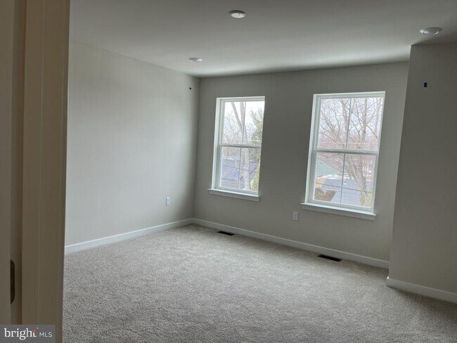 Building Photo - 103 Abramo Victor Dr