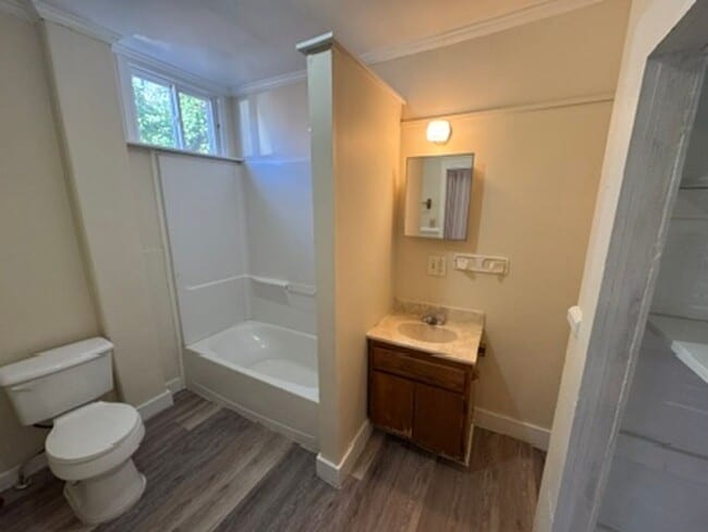 Building Photo - 533 Stockton St