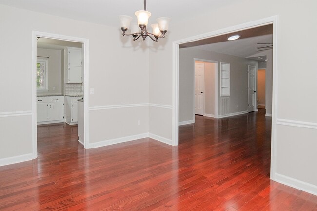 Building Photo - 1417 Owls Nest Rd