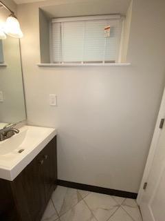 Building Photo - 1018 Dartmouth Glen Way