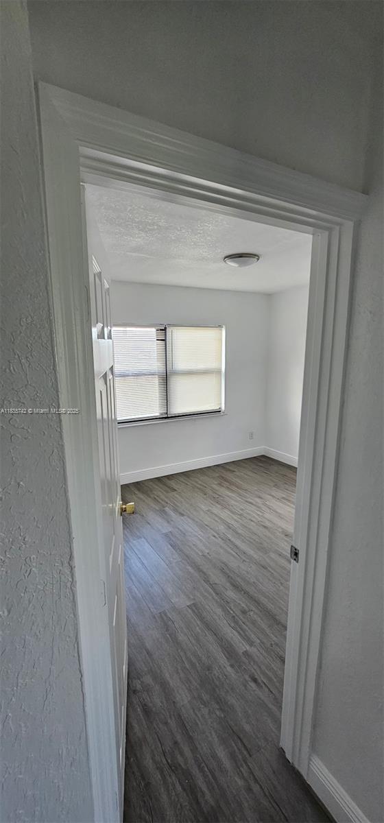 Building Photo - 915 Avenue M