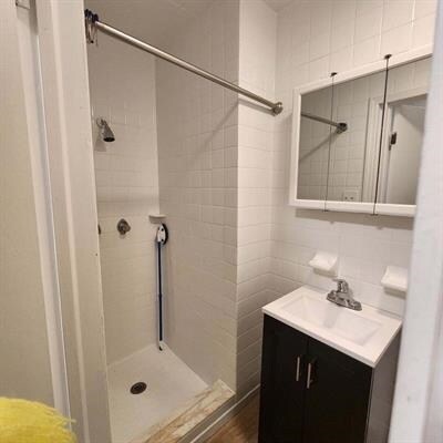 Primary Photo - 229 Court St