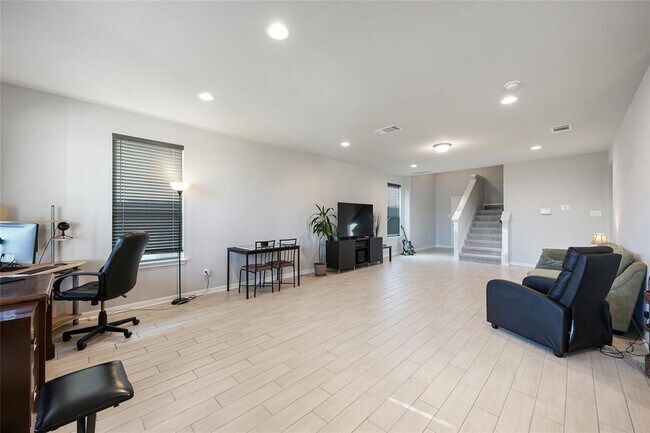 Building Photo - 108 Drifter Ln