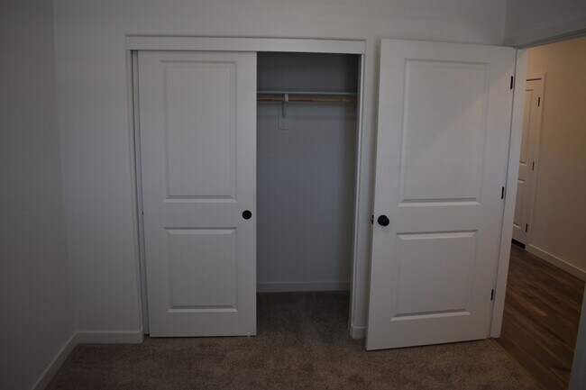 Building Photo - 4123 Scarlet Ct