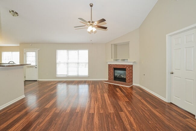 Building Photo - 1813 Cherry Creek Dr