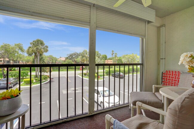 Building Photo - 15235 Lakes of Delray Blvd