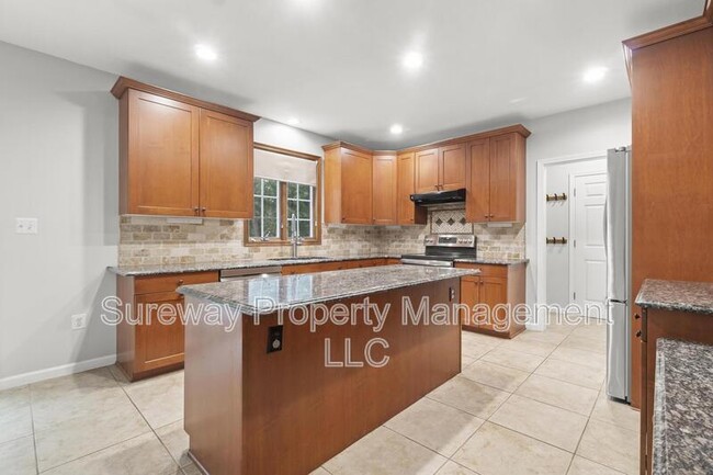 Building Photo - 1 Sweet Gum Ct