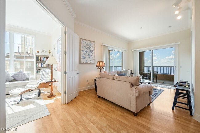 Building Photo - 2825 Palm Beach Blvd