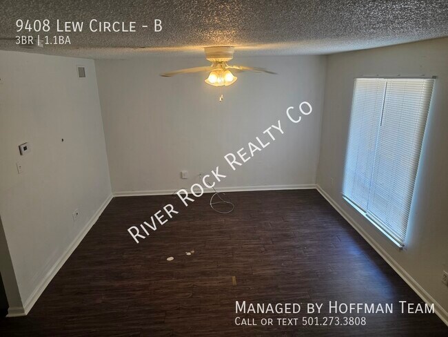 Building Photo - 9408 Lew Cir