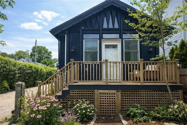 Building Photo - 24 Houston Ave