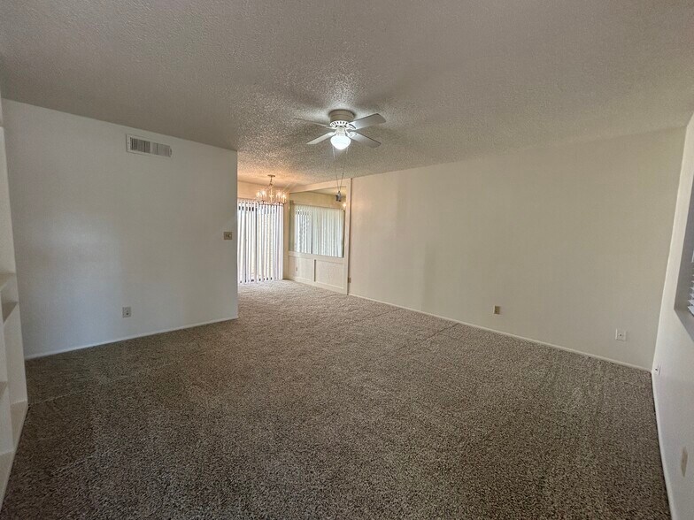Building Photo - 4513 W McLellan Rd