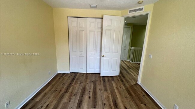 Building Photo - 4439 Regal Ct