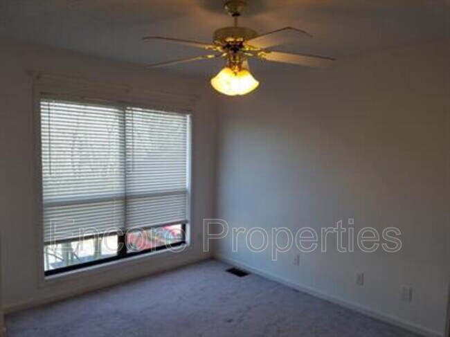 Building Photo - 156 Aloha Dr