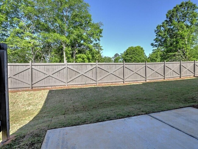 Building Photo - 3355 Verdi Ln