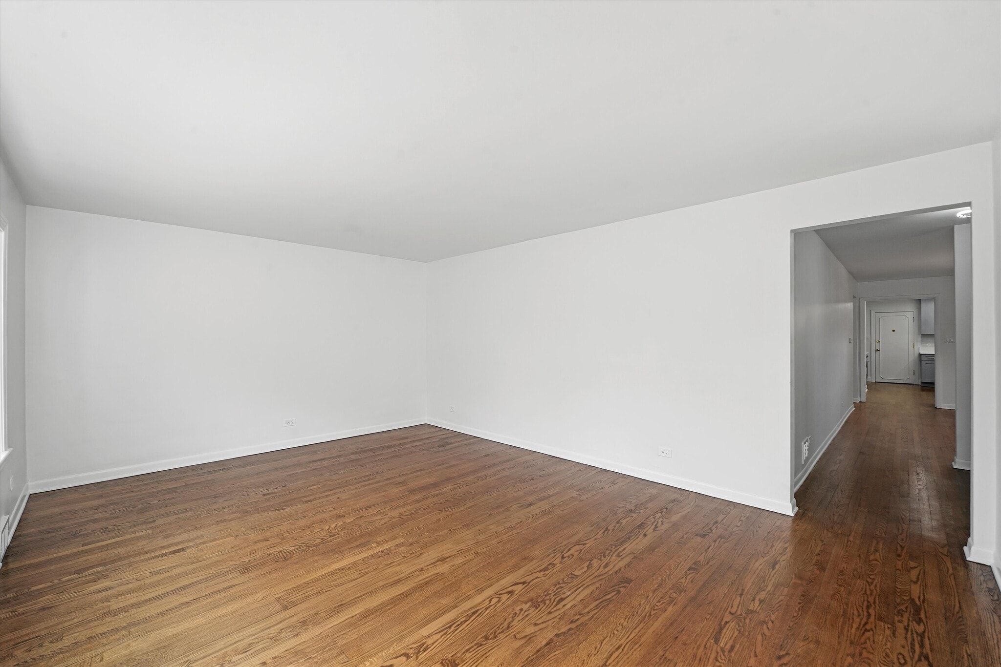 Building Photo - 7056 N Rockwell St