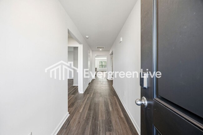 Building Photo - Coming Soon!