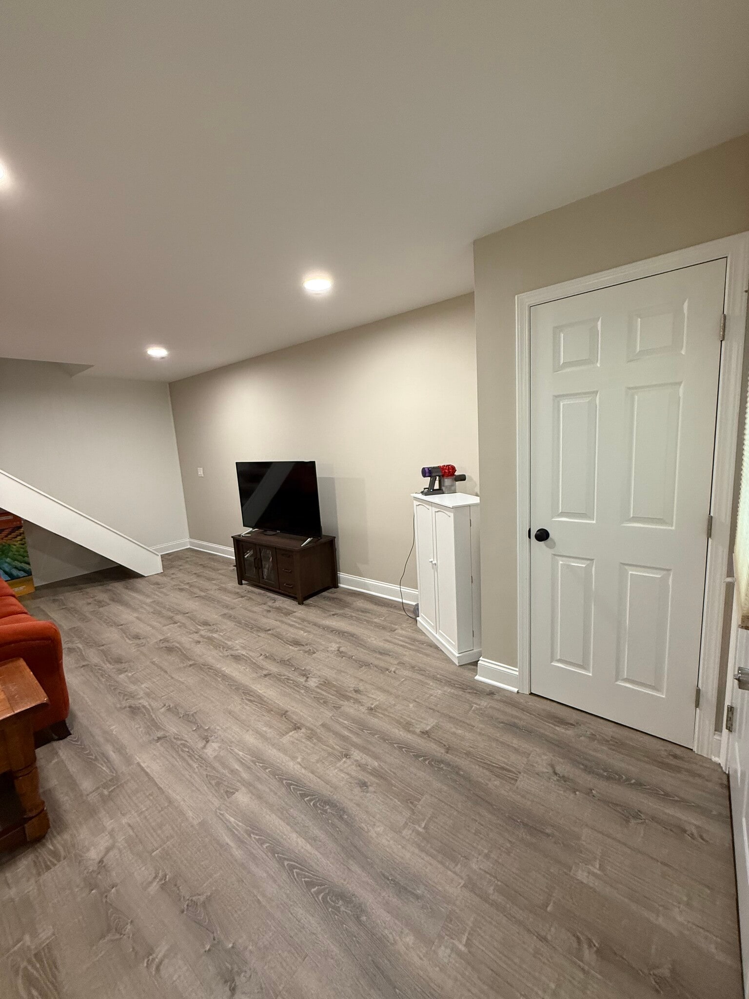 Building Photo - 12 Falcon Ln W