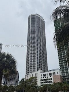 Building Photo - 1750 N Bayshore Dr