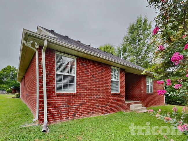 Building Photo - 3101 Melissa Ct